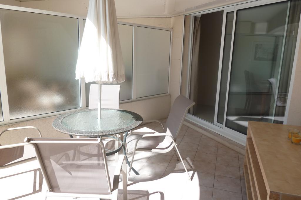Stunning 2 Bed, 2 Bath Apt On The Cannes Sea Front Has Swimming Pool And Is A Secure Modern Building 464 מראה חיצוני תמונה