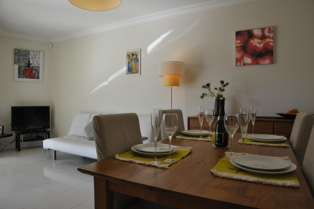 Stunning 2 Bed, 2 Bath Apt On The Cannes Sea Front Has Swimming Pool And Is A Secure Modern Building 464 מראה חיצוני תמונה