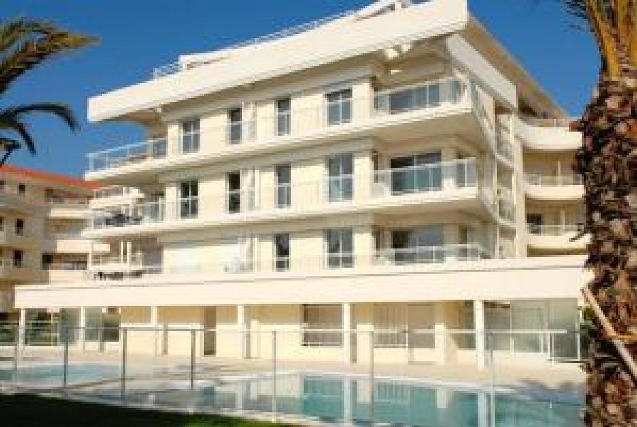 Stunning 2 Bed, 2 Bath Apt On The Cannes Sea Front Has Swimming Pool And Is A Secure Modern Building 464 מראה חיצוני תמונה