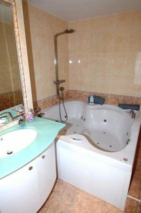 Stunning 2 Bed, 2 Bath Apt On The Cannes Sea Front Has Swimming Pool And Is A Secure Modern Building 464 מראה חיצוני תמונה
