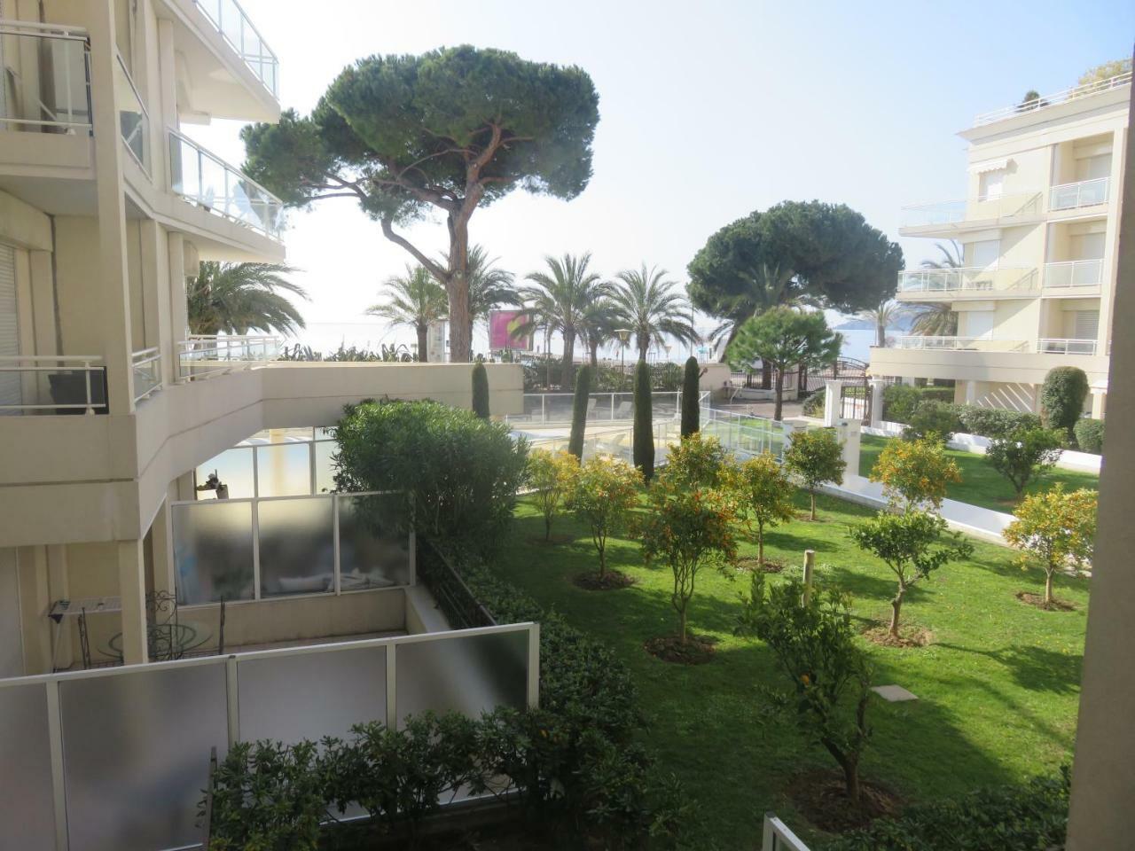 Stunning 2 Bed, 2 Bath Apt On The Cannes Sea Front Has Swimming Pool And Is A Secure Modern Building 464 מראה חיצוני תמונה